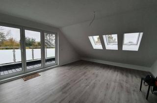 Wohnung mieten in Freiligrathstraße 196, 26386 Neuengroden, Lichtdurchflutete 2-Zimmer Dachgeschosswohnung mit Balkon in Neuengroden