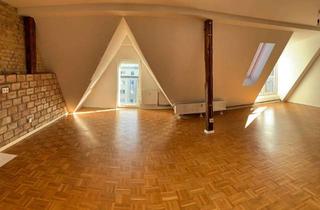 Wohnung mieten in Alt-Friedrichsfelde 126, 10315 Friedrichsfelde, Geräumige 4-Zimmer-Wohnung in Berlin-Lichtenberg