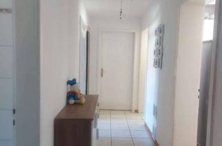 Wohnung mieten in Gartenstraße 10, 75387 Neubulach, 3 Zimmer Wohnung in Neubulach mit Garage und Garten