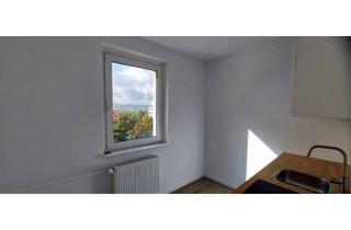 Wohnung mieten in Willi-Budich-Straße 14, 03044 Schmellwitz, Helle gut geschnittene 4-Zimmer Wohnung mit Balkon + 2 Monate Kaltmietfrei!