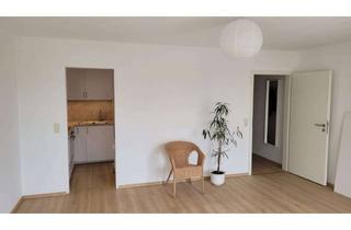 Wohnung mieten in Kühlenbergstraße 61, 97078 Versbach, Frisch renovierte, helle 2-Zimmer-Wohnung mit großem Süd-/Westbalkon
