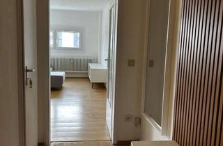 Wohnung mieten in Peschelanger 12, 81735 München, Möblierte 1-Zimmer Wohnung in Perlach mit begehbaren Kleiderschrank und Alpenblick