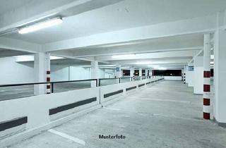 Garagen kaufen in Alex-Müller-Straße xx, 67657 Innenstadt, ¼ Anteil - Vierfachparker-Stellplatz