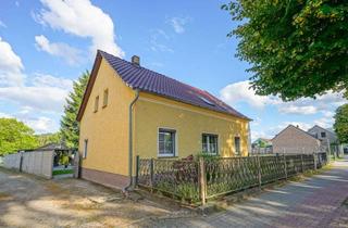 Einfamilienhaus kaufen in 13053 Alt-Hohenschönhausen, Klassiker im Grünen – Sanierungsbedürftiges Einfamilienhaus mit Potenzial