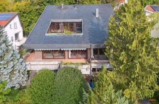 Haus kaufen in 71409 Schwaikheim, Großzügiges Wohnhaus mit ELW/Büro in bester Lage