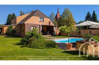 Einfamilienhaus kaufen in 16845 Temnitztal, 250m², Swimmingpool, Außenküche, Fußballplatz - großes Einfamilienhaus in Kerzlin