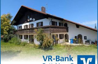 Haus kaufen in 84384 Wittibreut, Das hat Potenzial: 2-Familienhaus mit ausgebautem DG und großem Grundstück