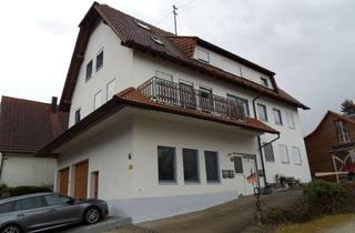 Haus kaufen in 72813 St. Johann, Großzügiges 3 Familienhaus in Lonsingen !