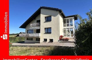 Einfamilienhaus kaufen in 64732 Bad König, Sonnig und mit herrlichem Ausblick. Großzügiges Einfamilienhaus in Odenwälder Höhenlage