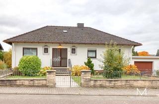 Einfamilienhaus kaufen in 66978 Merzalben, MG - Merzalben: Einfamilienhaus mit Indoor Pool, Garten und Garage