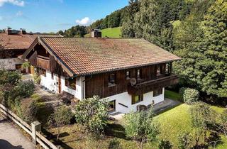 Einfamilienhaus kaufen in 83734 Hausham, Einfamilienhaus mit Einliegerwohnung und großem Garten