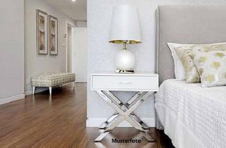 Doppelhaushälfte kaufen in Lerchenweg xx, 52223 Stolberg, Einfamilien-Doppelhaushälfte mit Garage und Gartenhaus