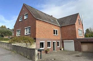 Haus kaufen in 24113 Molfsee, Molfsee Dorf: Zwei separate Wohneinheiten plus Souterrain und viel Platz auf sonnigem Grundstück