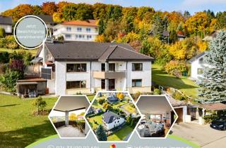 Haus kaufen in 72364 Obernheim, Großzügiges Zweifamilienhaus mit 360 m² Wohnfläche, Doppelgarage, PV-Anlage, Traumgarten (2.100m²)!