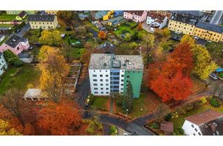 Anlageobjekt in 95100 Selb, Ihre Investitionschance in Selb-Plößberg: Mehrfamilienhaus mit 15 Wohnungen - Balkone - unterkellert