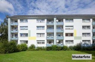 Anlageobjekt in Friesickestraße xx, 13086 Weißensee, Sechsfamilienhaus, Werkstatt und Remise