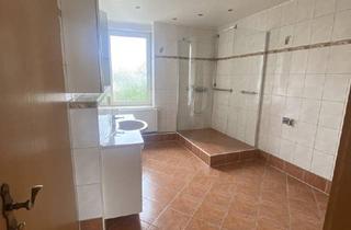 Wohnung mieten in 04600 Altenburg, Zum selbst renovieren und Kaution sparen 4 Zim in Altenburg