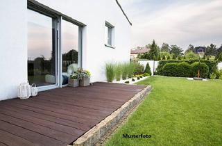 Einfamilienhaus kaufen in 39326 Hohenwarsleben, Einfamilienhaus mit schöner Terrasse und mehreren Stellplätzen
