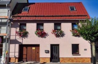 Haus kaufen in 09350 Lichtenstein, reizvoller Garten und viel Wohnfläche