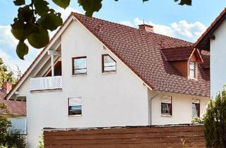 Wohnung kaufen in 34454 Bad Arolsen, Bad Arolsen - 2-Zimmer-Dachgeschosswohnung mit Balkon in Bad Arolsen