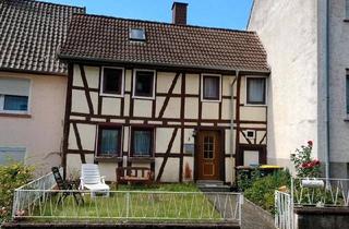 Einfamilienhaus kaufen in 36364 Bad Salzschlirf, Bad Salzschlirf - Fachwerkhaus in Bad Salzschlirf