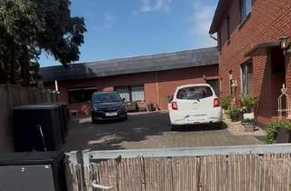 Doppelhaushälfte kaufen in 41352 Korschenbroich, Korschenbroich - Doppelhaushälfte mit Anbau und Garten - ab sofort zu verkaufen