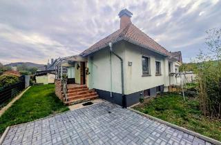 Haus kaufen in 37431 Bad Lauterberg, Bad Lauterberg im Harz - Kleiner Bungalow mit Garage!
