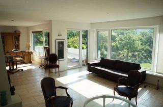 Wohnung kaufen in Habichtstr. 25, 45134 Essen, Essen - Großzügige 4-Zimmer-Wohnung mit 2 Balkonen und Einzelgarage in Essen-Stadtwald - provisionsfrei