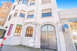 Wohnung kaufen in 63743 Stadtmitte, TOP PREIS: Stilvolle 3-Zi.-Maisonette mit Blick aufs Schloss & Stellplatz inklusive