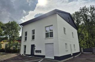 Wohnung kaufen in 51766 Engelskirchen, Neuwertige Dachgeschosswohnung in zentraler Lage