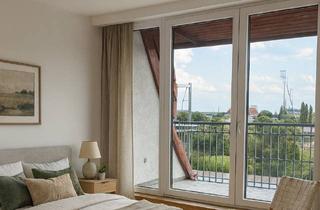 Wohnung kaufen in Gleimstrasse 61, 10437 Prenzlauer Berg, Einmalige DG Wohnung mit Blick auf den Mauerpark