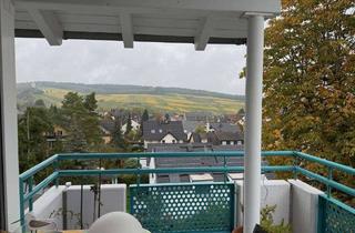 Wohnung kaufen in 65399 Kiedrich, Kiedrich: 2-Zimmer-Dachgeschosswohnung mit Balkon, TG-Platz & Blick auf die Weinberge