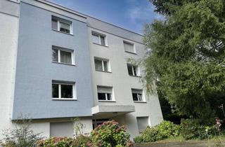 Wohnung kaufen in 77654 Offenburg, Offenburg, Ost - Traumlage trifft Potenzial - Modernisierungsobjekt mit Ausblick!