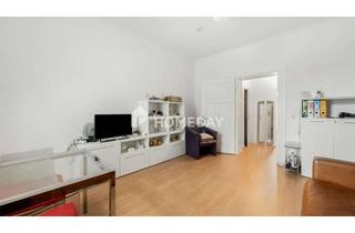 Wohnung kaufen in 40229 Eller, Vollständig modernisierte Altbauwohnung mit Terrasse in bester Lage von Düsseldorf-Eller