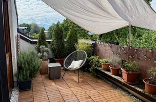 Wohnung kaufen in Pernauerstr. 20, 83024 Ost, 3 Zi. DG-Wohnung mit großer, uneinsehbarer Dachterrasse, Blick ins Grüne, Ro.-Zentrum, PROV.-FREI