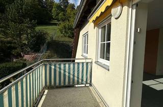 Wohnung kaufen in Kantstraße 16/18, 97688 Bad Kissingen, Große 3-Zimmer Dachgeschosswohnung mit zwei Balkonen und Blick über Bad Kissingen