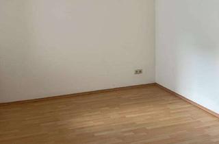 Wohnung mieten in Markt 17, 06526 Sangerhausen, geräumige Maisonette Wohnung sucht neue Mieter / ab sofort / Sangerhausen