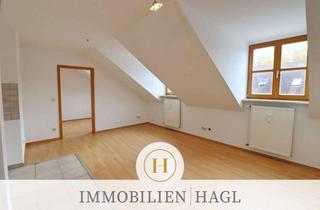 Wohnung mieten in Dorfstraße 28a, 85591 Vaterstetten, Gemütliche 2-Zimmer-Dachgeschosswohnung in Vaterstetten