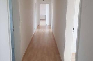 Wohnung mieten in Gäwelestr. 7/1, 74613 Öhringen, DG 4 Zimmer DG-Wohnung in Öhringen Nord