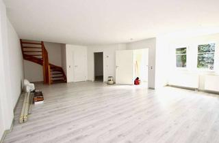 Wohnung mieten in Luckauer Straße 13f, 15936 Dahme, Ab sofort - 3-Raum-Wohnung - Maisonette - neu saniert l Balkon, Badewanne, Gäste-WC, Laminat
