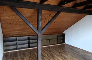 Wohnung mieten in 65428 Rüsselsheim am Main, 3,5-Zimmer Dachgeschosswohnung mit Balkon in Rüsselsheim am Main