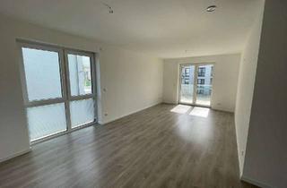 Wohnung mieten in Edenkobener Straße 20, 01471 Radeburg, Großzügige 4 Raumwohnung mit 2 Balkonen