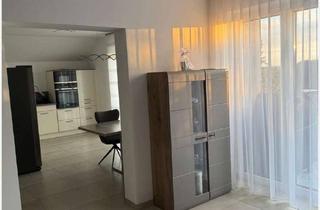 Wohnung mieten in 35305 Grünberg, Helle Dachgeschosswohnung mit 124 m² und zwei Balkonen im Herzen von Grünberg