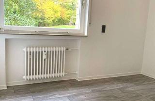 Wohnung mieten in Ellernstr. 24, 32760 Detmold, Einzimmerwohnung mit Balkon ab sofort frei