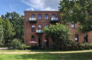 Wohnung mieten in An Der Filmfabrik 06, 12555 Köpenick, Großzügige 2-Zimmer-Wohnung mit Terrasse in der ehem. Kodak Glanzfilmfabrik!