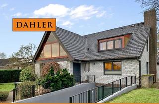 Villa kaufen in 25421 Pinneberg, Exklusive Architektenvilla mit vielen Finessen am Landschaftsschutzgebiet in Pinneberg