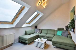 Reihenhaus kaufen in 72631 Aichtal, Charmantes Reihenhaus mit Terrasse, Balkon und Garage – ideal für kleine Familien