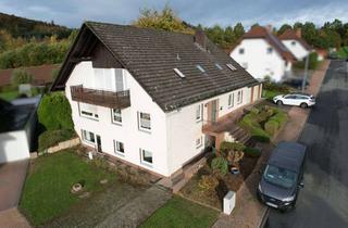 Mehrfamilienhaus kaufen in 37688 Beverungen, Mehrfamilienhaus mit Doppelgarage in Beverungen-Blankenau