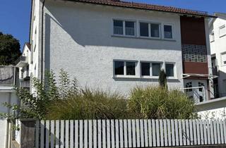 Haus kaufen in Eythstraße 72, 89143 Blaubeuren, Zweifamilienhaus mit Garten in begehrter Wohnlage in Blaubeuren zu verkaufen