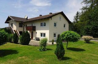 Haus kaufen in 84573 Schönberg, Neuer Preis: Renovierungsbedürftiges Wohnhaus mit herrlichem Grundstück in Ortsrandlage